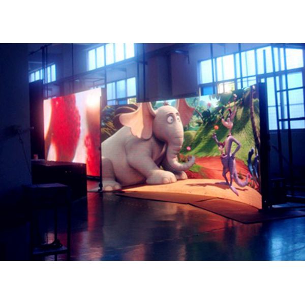 SMD2724 Aluminum P4 LED Screen Indoor , Curved LED Display 6.15mm For Advertisin