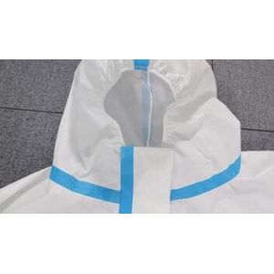 CE FDA Certificated Non Woven Isolation Gown , Anti Virus White Disposable