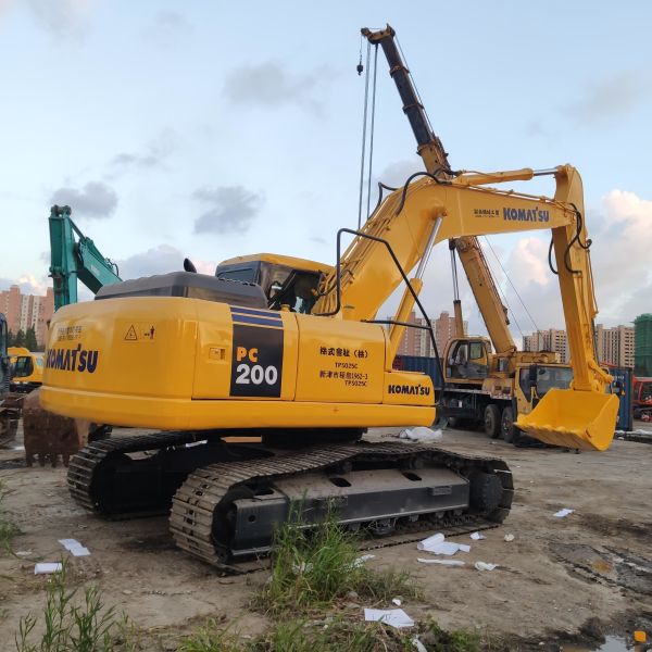 Used Komatsu Excavator PC200-7 Secondhand 20ton Medium Type Crawler Digger