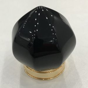 Smooth Zamak Perfume Bottle Caps Customized In Round/Square/Rectangle