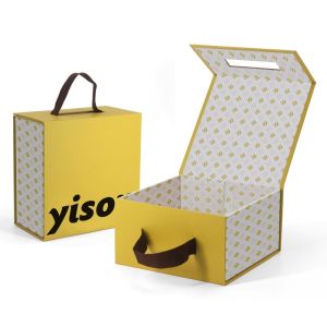 Personalized Magnetic Foldable Gift Box Packaging With Handles