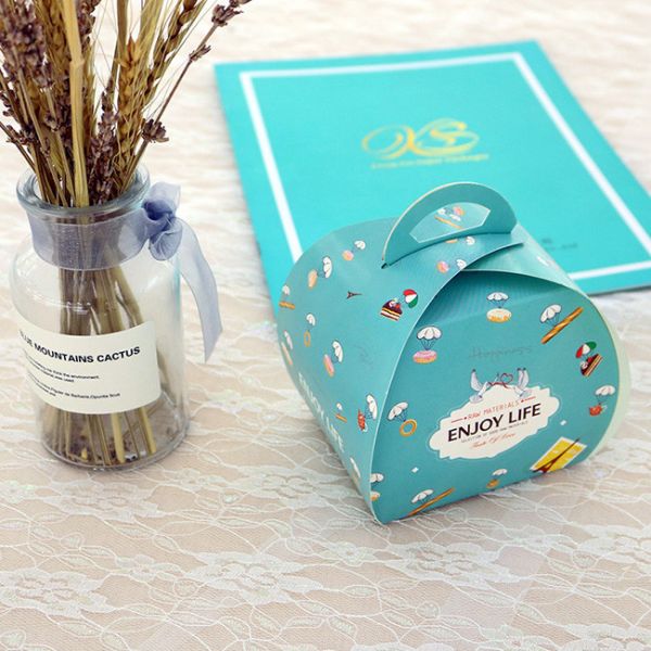 Top Seller Cute Cartoon Peppa Pig , Happy Lamb , Bear Cupcake Muffin Cake Boxes Removable Inserts with Handle