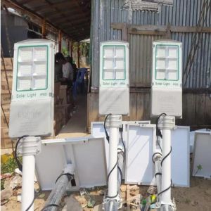 China IP65 AL Extra Solar Panel Aio Solar Street Light Work For 3-4 Running Days on sale