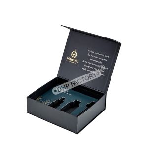 Luxury Magnetic Closure Rigid Boxes With Spot Uv Finish Logo Fashionable