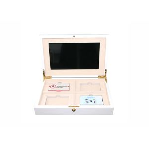 China IPS Screen LCD Video Gift Box Foil Stamping Used In Advertising Gifts on sale