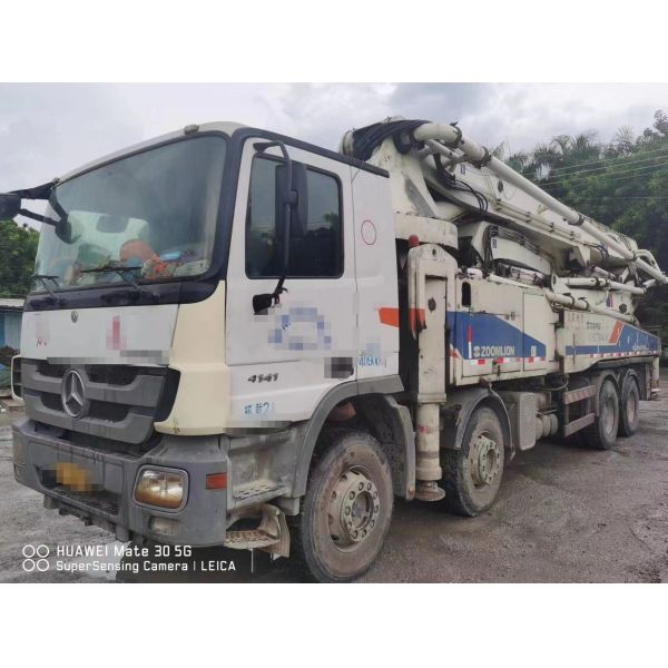 2011 ZLJ5419THB Used Concrete Pump Truck with 49m Boom Length and 180m 178