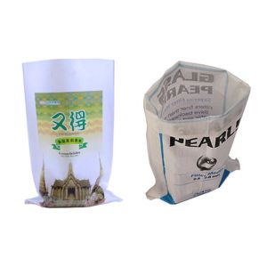 China Bopp Laminated Plastic Animal Feed Large Woven Polypropylene Bags Pp Woven Material on sale