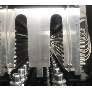 2000 Cavity 2 Cavity PET Bottle Blowing Machine for Smooth and Accurate Bottle