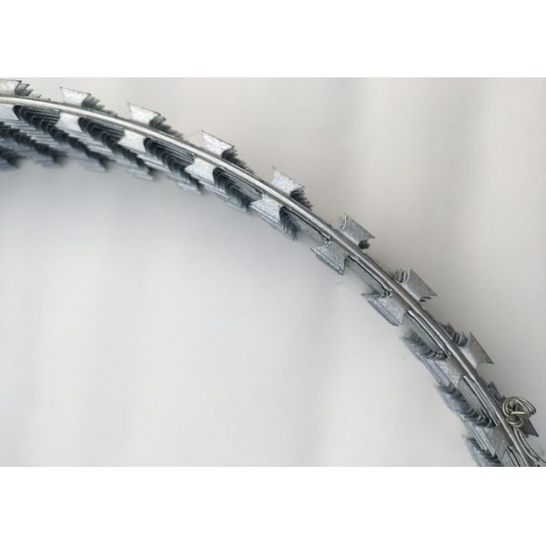 Quality Hot Dipped Galvanized Razor Wire Concertina Cross BTO-10 Short Blade wholesale