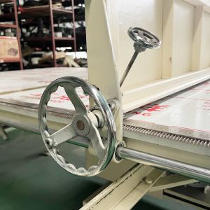 Manual Vertical Cutting Machine For EVA Pearl Cotton Foam Sheet OEM ODM