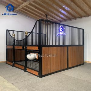 3.5x2.2m European Horse Stalls With Feeder Breathable And Safe Customizable