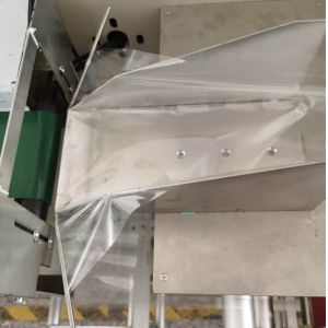 40bags/min Fastener Packaging Machine 350mm Disposable Mask