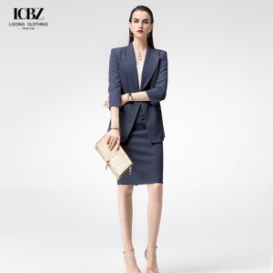 Customized Women's Suit Two-piece Set with Single Button Closure and Polyester
