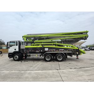 2025 Brand-new Zoomlion 43m Concrete Pump Truck with Sitrak Chassis and 5