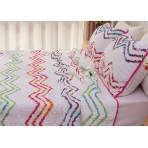 Country Style Wave Embroidered King Size Patchwork Quilts 3pcs 100% Cotton