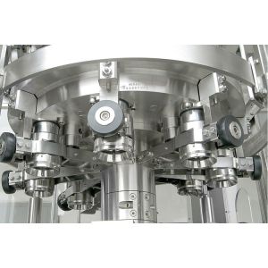 Sealed Window Structure Mass Flow Juice Beer Can Filling Machine