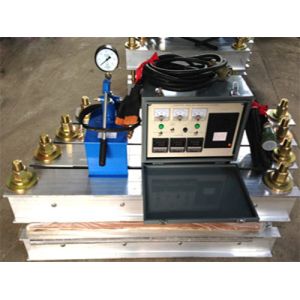 Compact Structure Hot Vulcanizing Machine For Conveyor Belt Easy To Operate