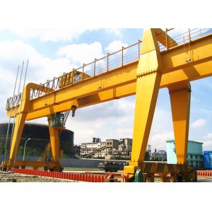 Double Beam Manual Travelling Gantry Crane / 120t - 32m - 22m /