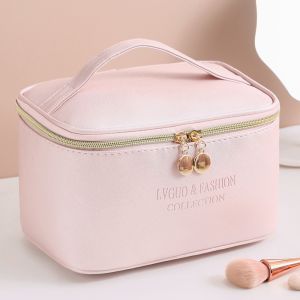 ODM PU Leather Cosmetic Travel Bag with Multispandex Lining