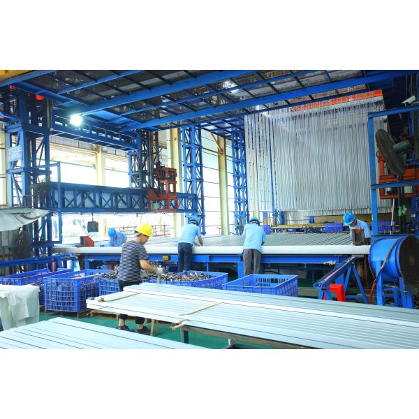 Quality Upper Computer Control Moudle Multiple Processing Tank Anodizing Production Line For Aluminium Profiles wholesale