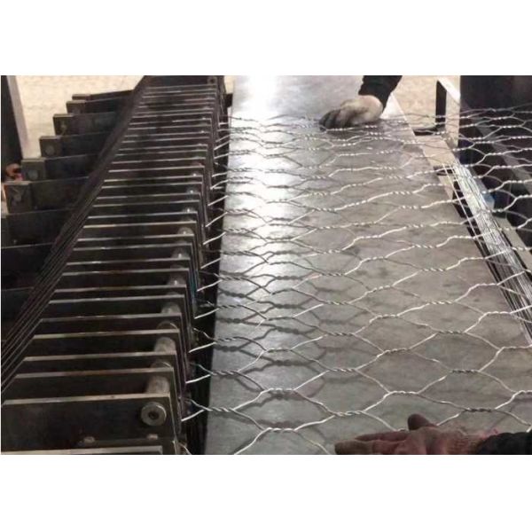 Heavy-Duty PVC-Coated Gabion Mattresses for Soil Stabilization – Ideal for Riverbanks and Slopes