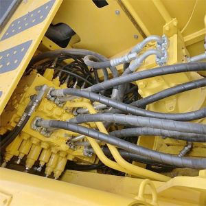 Original Komatsu PC200-8 Crawler Excavator 20 Ton with 0.8m3 Bucket Capacity in