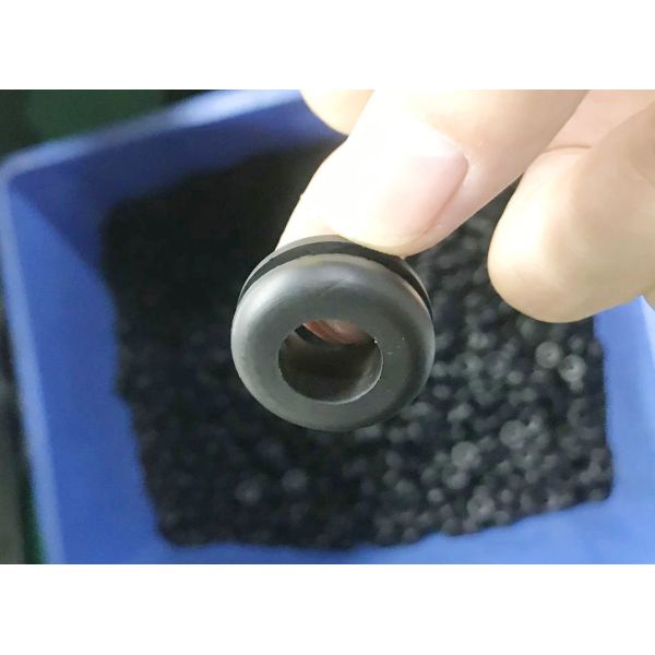 Quality Double Sided Rubber Grommets Plugs Wear Resistant 9-13 MPa For Panel Hole wholesale
