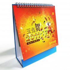 Cute Small Table Customized Calendar Printing with Silver Hot Stamped Logo for