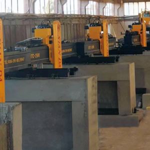 High Precision Slicing Bridge Block Cutting Machine With Hydraulic Lifting