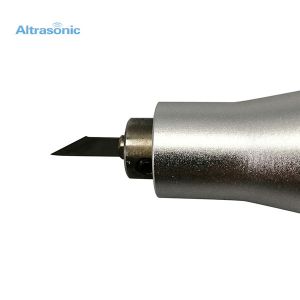 Blade Replaceable Ultrasonic Cutting Equipment 40KHZ With Analog Generator For