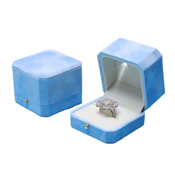 Blue Velvet Octagonal LED Jewelry Boxes Hanhong Screen's Custom Solution for