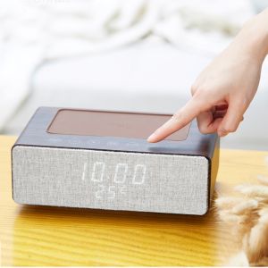 Wireless Charging Bass Home Wood Portable Rechargeable Speaker Sound Speaker M15