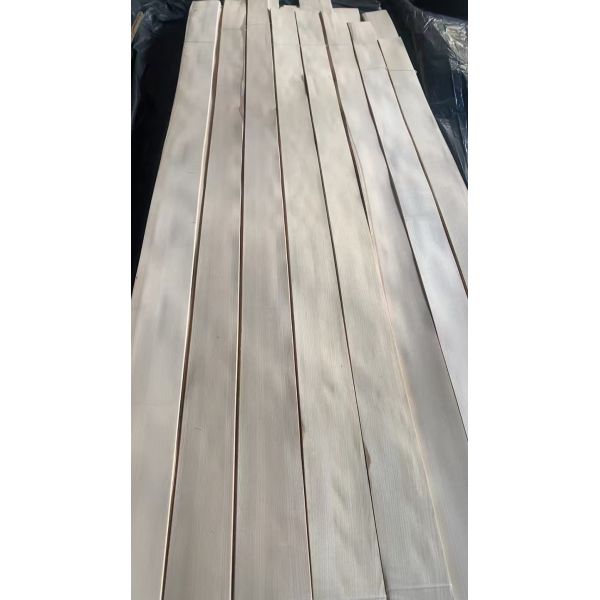 Quality 0.6mm 1.5mm Ash Wood Veneer for Sustainable Interior Wall Paneling Responsibly Sourced from Responsibly Managed Forests wholesale