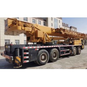 second hand XCMG Truck Crane 70 Ton Capacity 60m Lifting Height QY70K-I