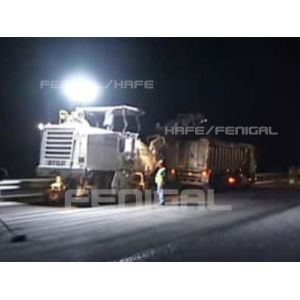 Glare Free Inflatable Lighting Balloon Mountable On Pavement Machine Vehicle