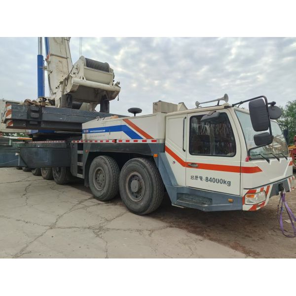 Quality 2012 Zoomlion QAY400 Crane with 70m Main Boom 78m Tower 140t Counterweight Superlift Mercedes Engines Two Hooks 100t and 12t wholesale