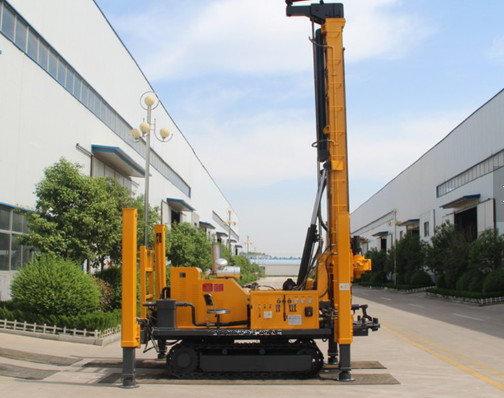 Quality 300M Hydraulic Water Well Drilling Rig  Pneumatic Crawler Drill For Multi Function wholesale