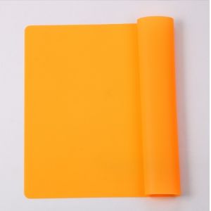 Stocked Non-slip Silicone Square Coasters Table Decoration Accessories Type Mats