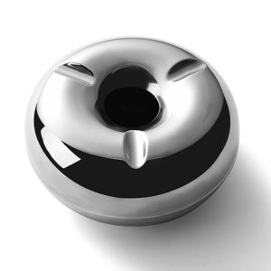 China Shiny Silver 12cm Mini Pocket Ashtray Doughnut Shaped Antique Portable Ashtray on sale