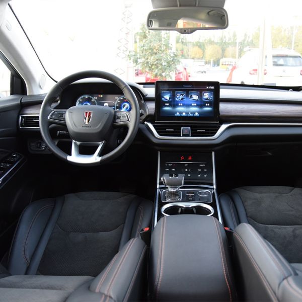 4490*1874*1613 Length * width * height 2023 Hongqi E-HS3 344km Endurance Version 4WD High Speed Electric Car Wheel Base 2750