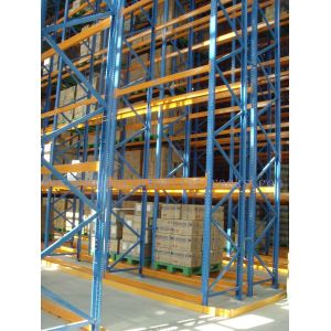 High Density VNA Pallet Rack Shelving 1100mm to 2200mm Customized