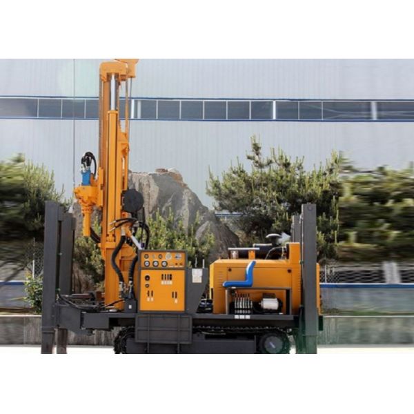 Quality Rotation Torque Rubber Crawler Mounted Drilling Rig 200 Meters Depth wholesale