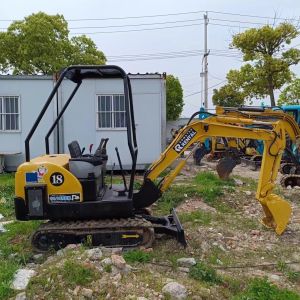 Komatsu PC18 1.8Ton Hydraulic Mini Digger Crawler Excavator with 0.2M³ Bucket
