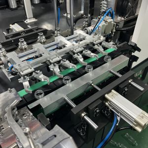 Max. Bottle Height 380mm Four Cavities Blow Moulding Machine for Plastic Bottles