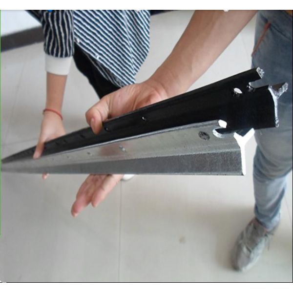 Australia Hot Dipped Galvanized Y Steel Fence Post/ Star Picket 2.04kg/M
