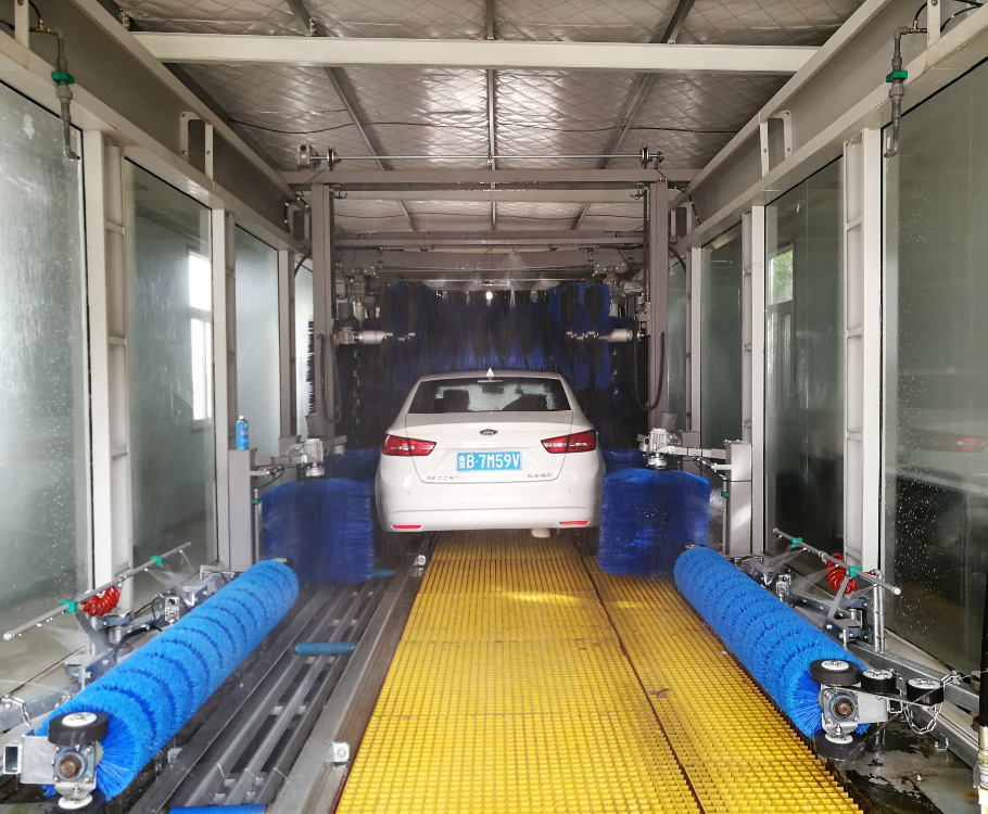 CC-695 Express Car Wash Machine 14 Brushes and Chamois Leather Dryer for Car Cleaning