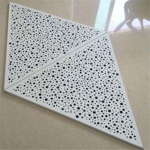 Cheap 1000x1000x1000mm Aluminum Metal Ceiling Clip In Metal Triangular Ceiling for sale