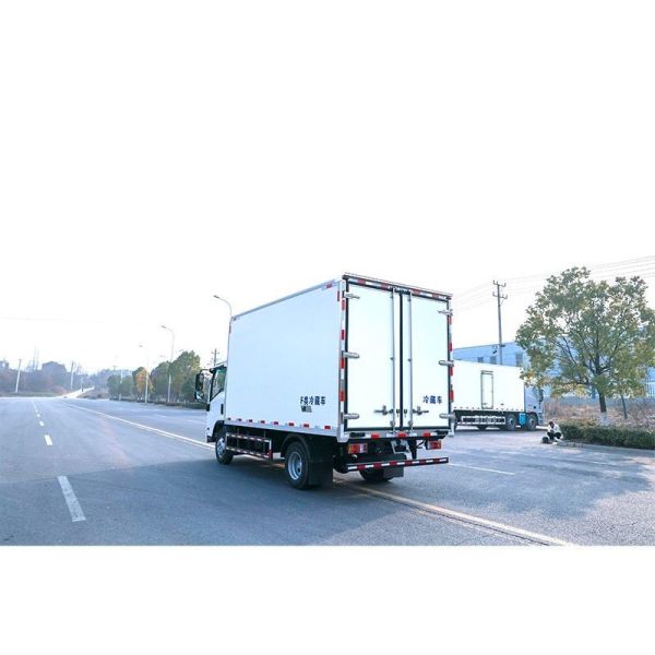 Quality                    2024 New Isuzu 1tons 1.5 Tons Freeze Refrigerated Box Trucks for Sale              wholesale