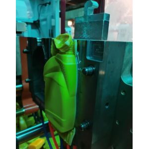 Three Layer HDPE 1L Lubricant Bottle Blow Molding Machine MP70D-2 With View