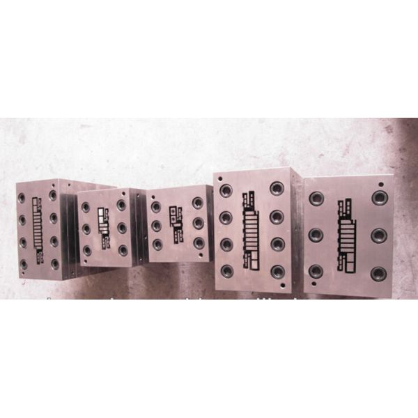 Quality Full Automation Wood Plastic Composite Extrusion Line With Laminating Machine wholesale